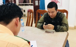 Không phù hiệu, xe ôtô 7 chỗ ngang nhiên bắt khách tuyến Đà Nẵng-Huế