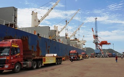 Cảng Quy Nhơn lần đầu đón tàu tải trọng lớn nhất 6,3 vạn tấn