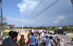 Phát hiện thi thể nam thanh niên nổi lên trên sông