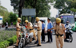 TP HCM mạnh tay "xử" ô tô đậu sai quy định