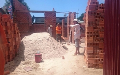 Vũng Tàu: Bắt khẩn cấp chủ thầu lừa “bảo kê” xây nhà không phép