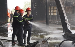 Bình Dương: Hỏa hoạn thiêu rụi nhà xưởng rộng hơn 1.000 m²