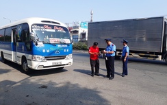 Nhiều xe khách bị thanh tra giao thông "bắt nóng"