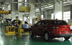 Gió lốc sập nhà xưởng đè chết 2 người khu phức hợp Chu Lai