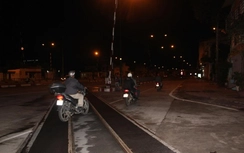 TPHCM: Nguy cơ TNGT tại điểm giao cắt đường sắt