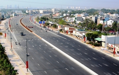 Đường Phạm Văn Đồng cần bổ sung biển báo, đảm bảo ATGT