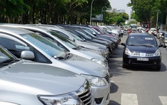 Sắp thu phí đỗ ô tô qua điện thoại 3 tuyến đường tại Q.1