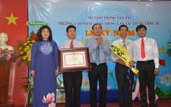 Trường Cao đẳng GTVT Trung ương VI nhận bằng khen của Thủ tướng