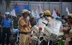 TP.HCM: Gần 500 người diễu hành tuyên truyền tuân thủ tốc độ