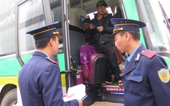 Hà Nội: Xe khách bị thu hồi phù hiệu do vi phạm