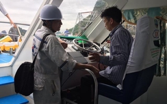 Phát hiện một cơ sở tự ý đóng tàu cao tốc sai thiết kế