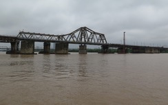 Lập lực lượng chống tàu đâm va cầu Long Biên, Chương Dương