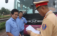 Xử nghiêm xe khách chạy quá tốc độ, "nhồi nhét" sau Tết