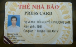 CSGT bắt "nhà báo dỏm”