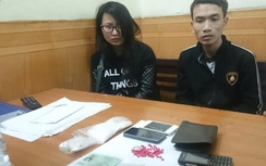 "Ngụy trang" ma túy giá 300 triệu trong túi lễ đầu năm