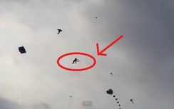 "Tôi chỉ cách cháu bé bị diều cuốn lên trời một cánh tay"