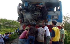 Gần 168 triệu đồng ủng hộ lái tàu SE22 bị thương do TNGT