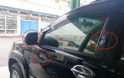 Hải Phòng: Điều tra nhóm côn đồ vung dao kiếm đập phá xe hơi