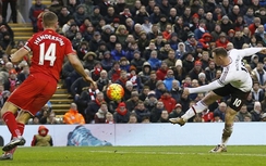 Nhìn từ bàn thắng hạ sát Liverpool của Rooney