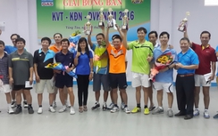 Sôi nổi Giải Bóng bàn chào mừng Tháng Công nhân