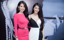 Linh Chi đáp trả lời thách thức khoe chân ngực của Ngọc Trinh