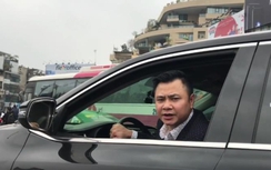 Clip Tự Long trêu đùa Mỹ Dung trên đường đám hỏi Thành Trung