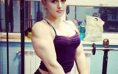 Cô gái cơ bắp gây sốt vì quá xinh đẹp