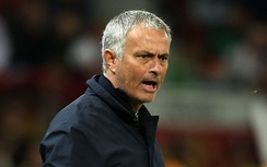 Tin bóng đá sáng 25/10: Mourinho thóa mạ học trò, Barca nghiền nát Real