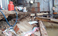 Năm Căn hiện có 16 điểm có nguy cơ sạt lở rất cao