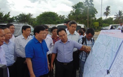 Phó thủ tướng khảo sát vị trí xây dựng cầu Đại Ngãi