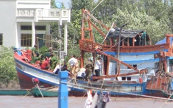 Lật tàu Lễ hội Nghinh Ông: Khen thưởng 5 tập thể, 23 cá nhân