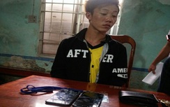 Giả vờ mua rồi ra tay cướp điện thoại di động