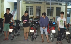 Bắt nhóm “quái xế” tổ chức đua xe trái phép trên đường tỉnh lộ