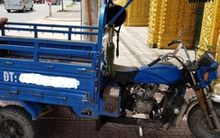 Sản phụ sinh con trên xe ba gác