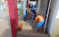 Bạc Liêu: Cống thi công ì ạch, nước “tấn công” vào nhà dân
