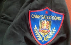 Mặc quân phục CSCĐ để “ra oai” với bạn, nam thanh niên bị tóm