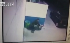 Giằng co với tên trộm, cảnh sát bị bắn chết tại chỗ