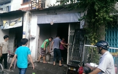 Người dân dập tắt hỏa hoạn, cứu chủ nhà sặc mùi bia rượu