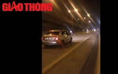 Xe Toyota Vios phóng bạt mạng ngược chiều