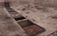 "Đột kích" nhà tù giam giữ phụ nữ như nuôi nhốt thú của IS