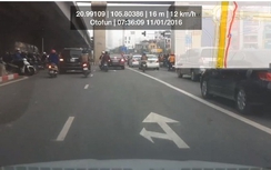 Mũi tên "lạ" chỉ đường gây xôn xao Hà Nội