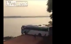 Màn quay đầu xe khách không tưởng