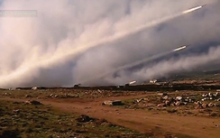 Quân đội Syria liên tục nã pháo phản lực khiến phiến quân tháo chạy