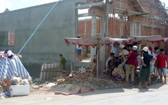 Hai công nhân xây nhà nghỉ bị điện giật thương vong