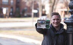 Chiếc máy phát hiện bệnh sốt rét trong 5 giây