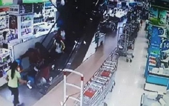 Đắk Lắk: Bé trai 2 tuổi bị thang cuốn siêu thị làm rách mông