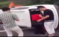 Thót tim cảnh cứu đôi nam nữ trong ô tô bốc cháy