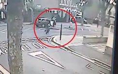 Ô tô đâm văng hàng loạt người đi bộ rồi bỏ chạy