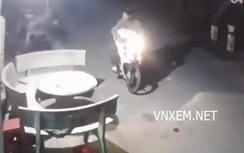 Táo tợn dùng súng bắn điện trộm chó ở Vĩnh Long