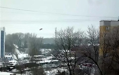 Ngã từ độ cao 30m tử vong vì biểu diễn đi trên dây điện